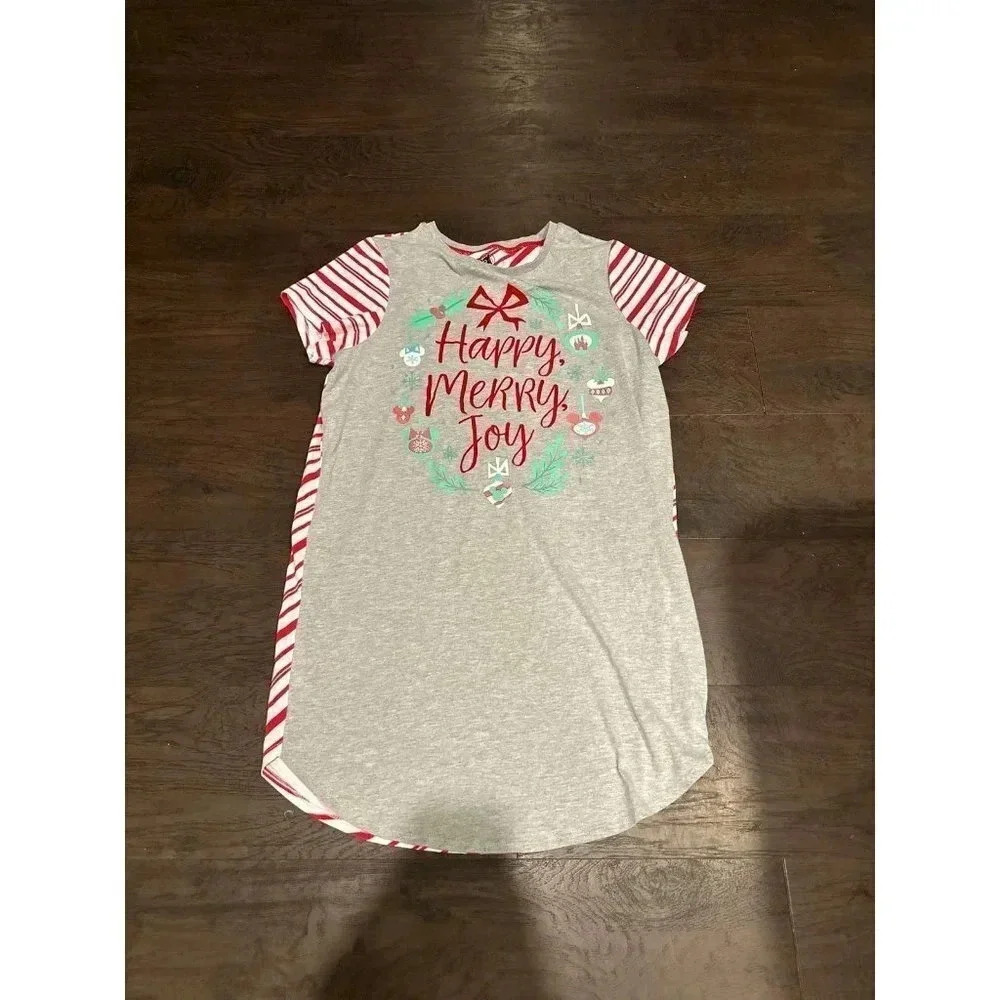 Disney Mickey and Minnie Mouse Icon Holiday Nightshirt for‎ Women b15